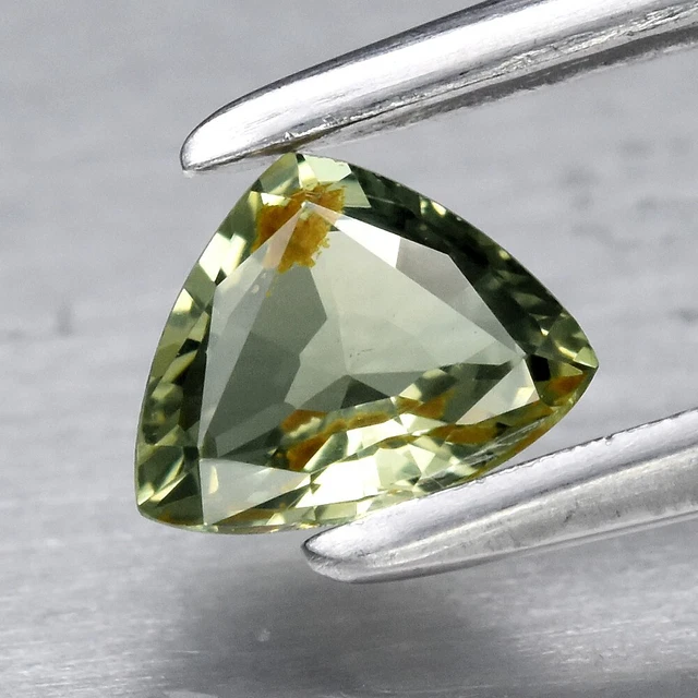 0.40ct 5.2x4.2mm VS Trillion Green Sapphire Unheated Songea Tanzania, Dazzling!