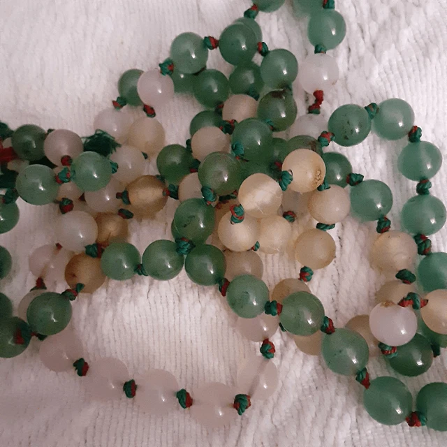40" green cream jasper? glass? beads for jewelry making