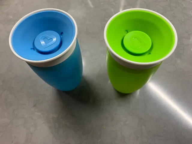 Munchkin Miracle 360 Green/Blue Sippy Cup - 2 Cups 10 oz Each