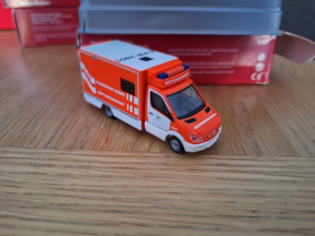 Herpa Mercedes-Benz Sprinter Fahrtec RTW Städteregion Aachen 094535