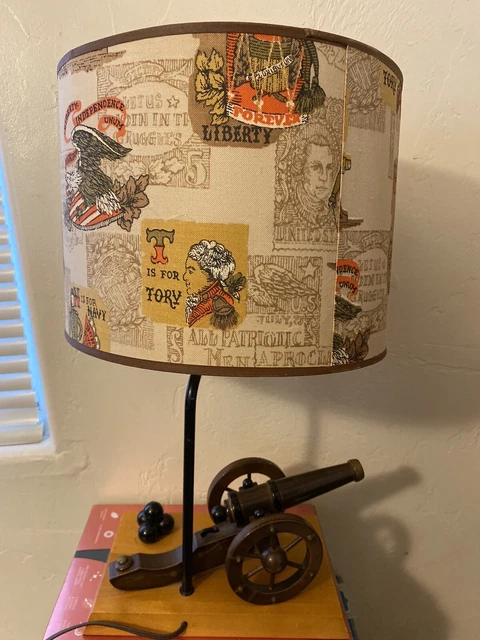 Rare  Vintage 1970s Cannon Americana  Lamp Underwriters Laboratories