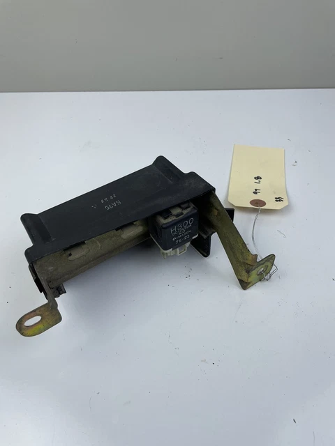 1990-1997 MAZDA MIATA Fuse Box Relay Engine Bay Left Sid LA10 H300 OEM