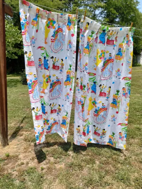 Vintage JC Penney Sesame Street Curtains Circus Carnival 4 Panels Metal Hooks