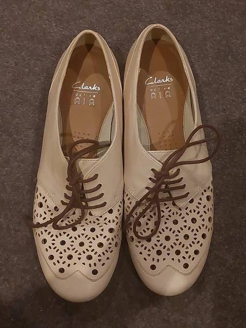 NEW CLARKS ACTIVE Air Henderson Way Womens Tan Leather Shoes