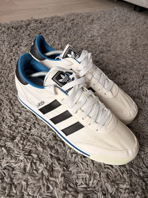 adidas gazelle silver green womens Adidas - WMNS Tokyo Sneaker in Green & Pure Sulfur