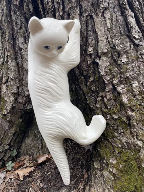 Vintage Ceramic Climbing Cat Blue Eyes White 17” Long