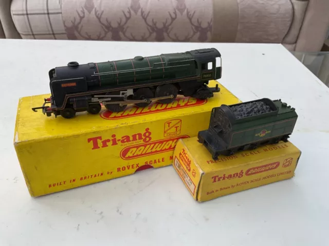 Triang TT T97/T98 Britannia 70000 4-6-2 & Tender BR Lined Green - Boxed