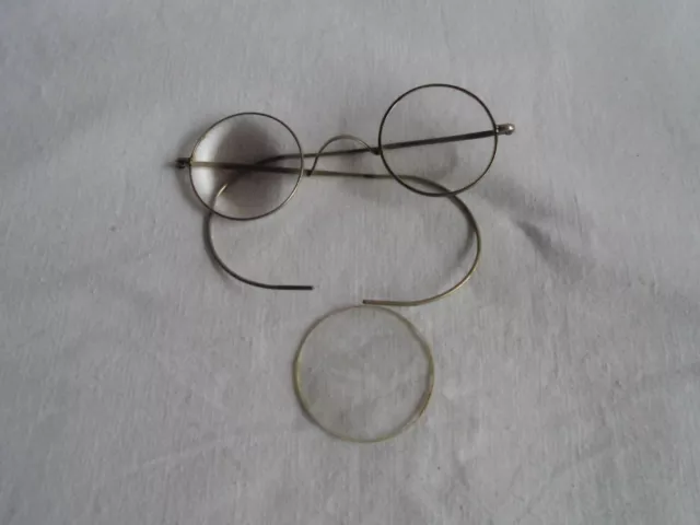 Alte Sammlerbrille mit Ersatzglas