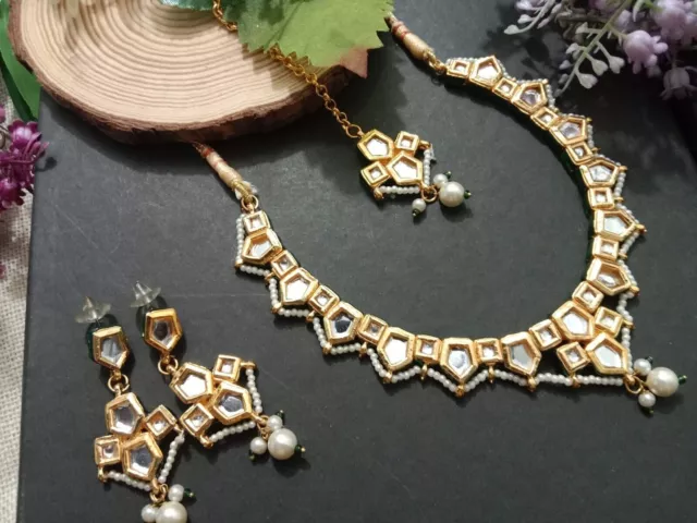 Hermoso conjunto de collar de gargantilla india Meenakari Kundan con piedra...