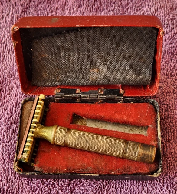 Vintage Gillette Razor Red & Black Special Set 1930s