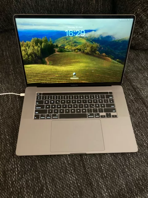 Apple MacBook Pro 16"" + 16 GB RAM Intel Core i7 2,60 GHz 512 GB SSD 2019 + TOP