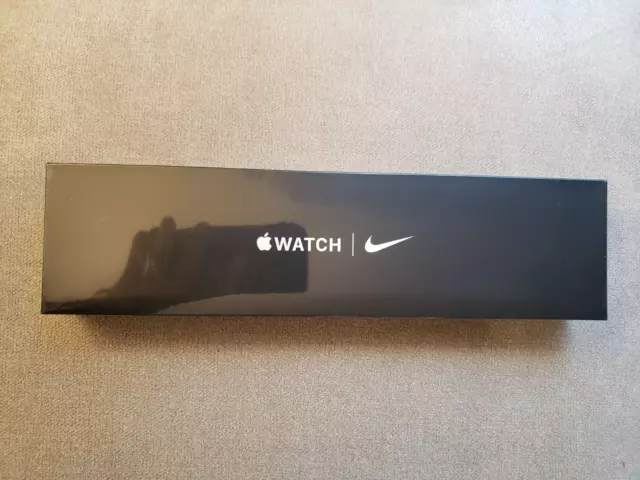 Apple Watch Nike SE (1st Gen) GPS + Cellular - 40mm / A2353 / New in Sealed Box
