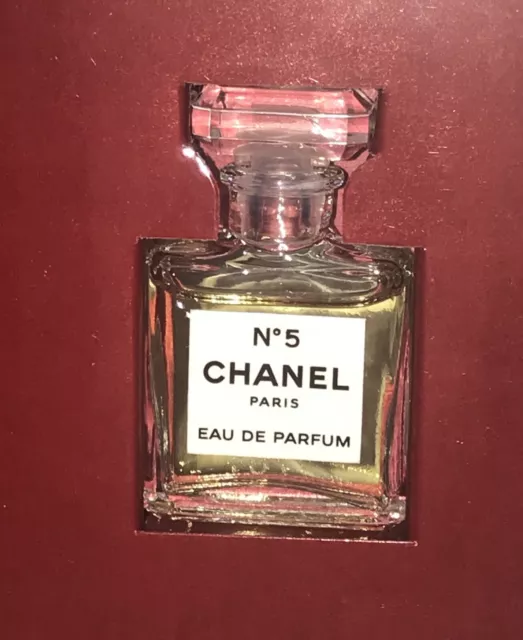 Chanel No 5 - Chanel Miniatur 1,5 ML Eau de Parfum EdP Sonderedition Weihnachten