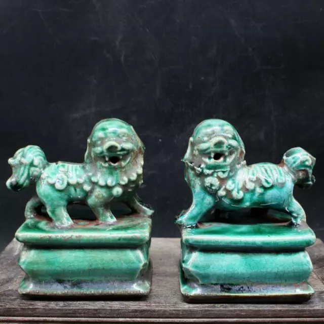 1 Pairs Chinese Antique Porcelain Green Glazed Palace Lions Foo Dog Statues