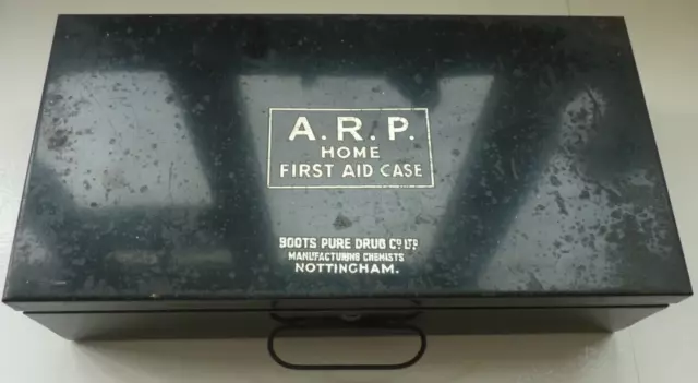 WW2 ARP Home First Aid Case Metal Box Boots Pure Drug Co. Ltd & VERNAID Bandage