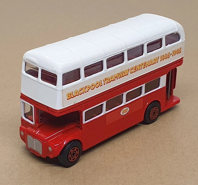 Corgi Miniature 469 AEC Routemaster Bus - Vert/Crème - Occasion