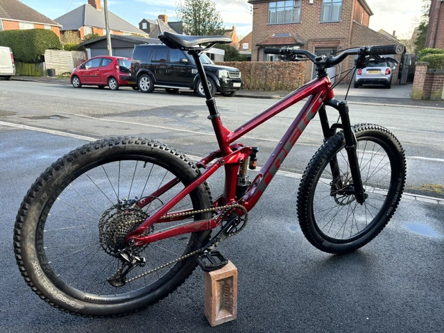 TREK REMEDY 7 27.5 size M L Crimson 1 500.00 PicClick UK