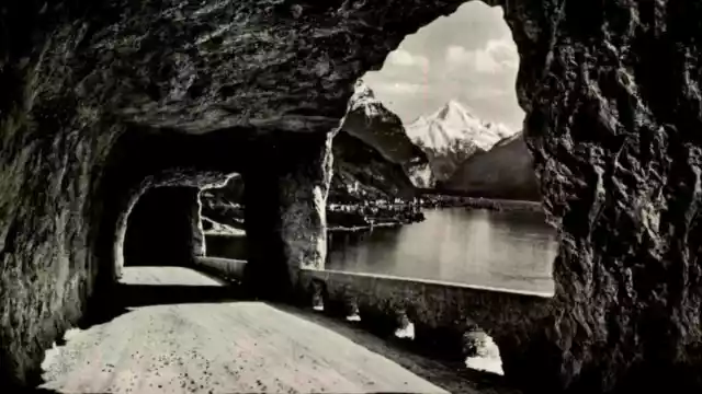 Schwyz Schweiz ~1960 Vierwaldstättersee Axenstrasse bei Flüelen, Bristenstock AK