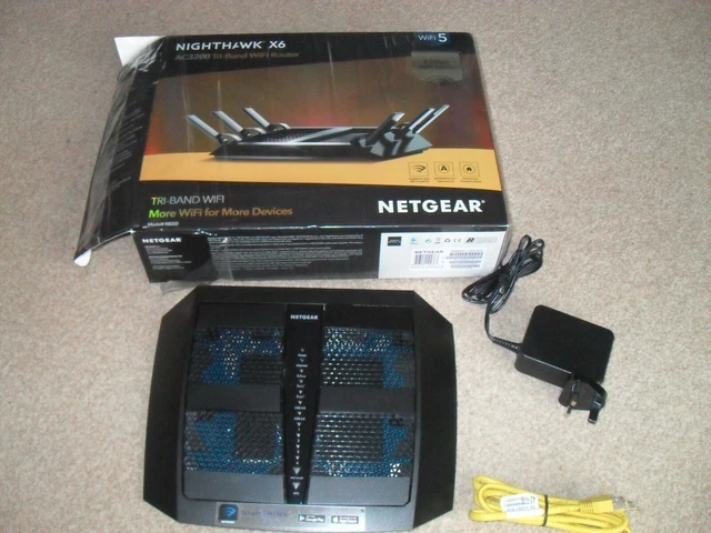 NETGEAR R8000 Nighthawk X6 Tri-Band 3.2Gbps Router - Black