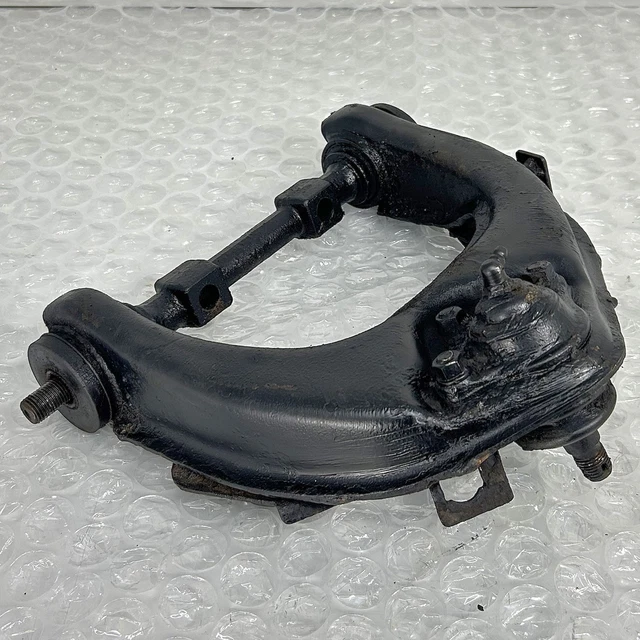 Front Suspension Upper Arm Bump Stop For Mitsubishi L200 K74T Series 3 2.5TD – MR113271, 4055A007, Rubber, Bolt-On