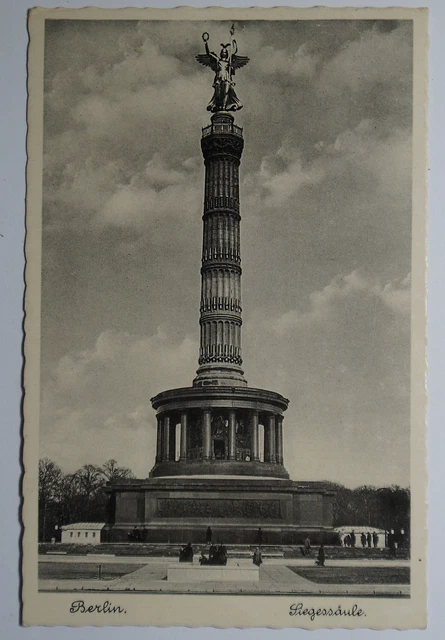 Schöne alte Ansichtskarte AK - S/W Berlin Siegessäule  gelaufen 1944 !!!