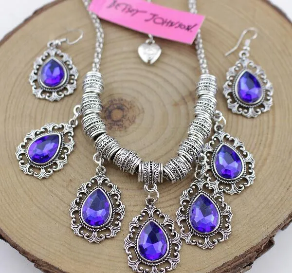 Set Betsy Johnson Jewelry Pendant Rhinestone water droplet earring necklace