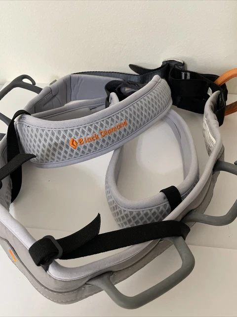 Black Diamond Momentum Climbing Harness - Large Womens 2
