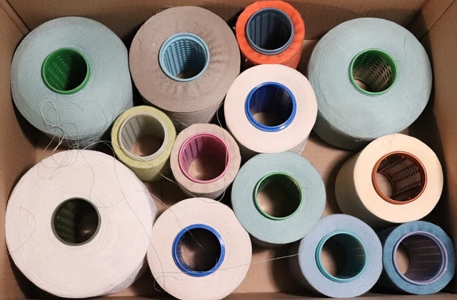 (3,90€/kg) Paket gemischt Beilaufgarn Garn Stricken Wolle 13 Konen 7,5 kg /P03