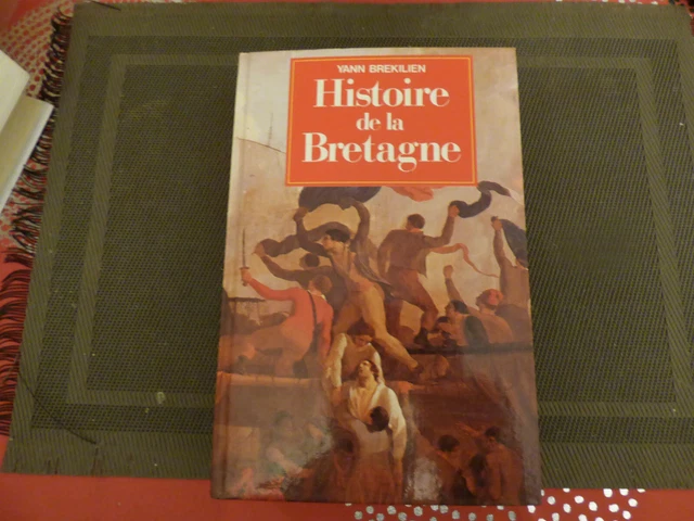 Livre '2000 Ans D'histoire De La Bretagne' – Collectif – Bon état – ISBN 290333918x