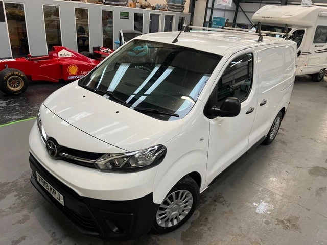2019 TOYOTA PROACE 1.5D Icon Compact Panel Van SWB Euro 6 6dr PANEL VAN ...