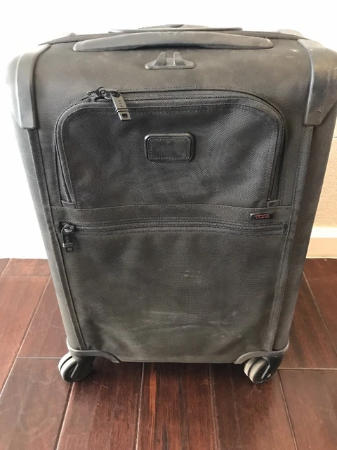Tumi Tumi Men's Alpha 2 Continental Expandable 4 Wheel Carry-On - Black