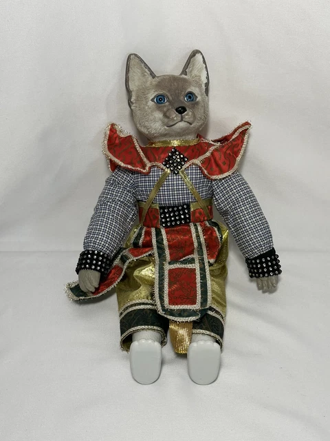 CAT DOLL PORCELAIN  HERITAGE MINT PET PERSONALITIES 14"  (1994) "King Meow"
