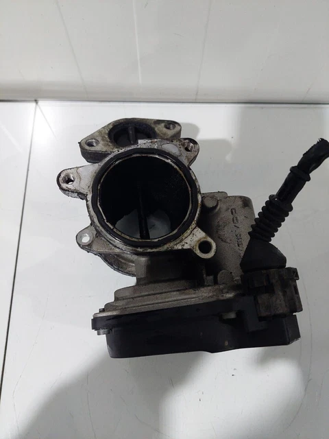 Globalautoparts Valvola Di Bypass Per Valvola EGR,038131501E 038129637B 045131501L 045131501C 038129627B 038131501D 038131501G 038131501AQ 1100628 1461874 038131501AT 1212966 1119320 1461304