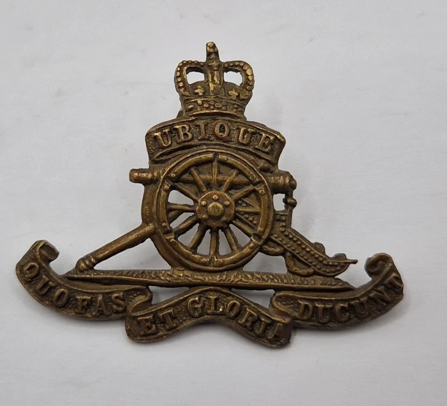 ORIGINAL POST WW2 British Army Royal Artillery Cap Badge Queens Crown £ ...