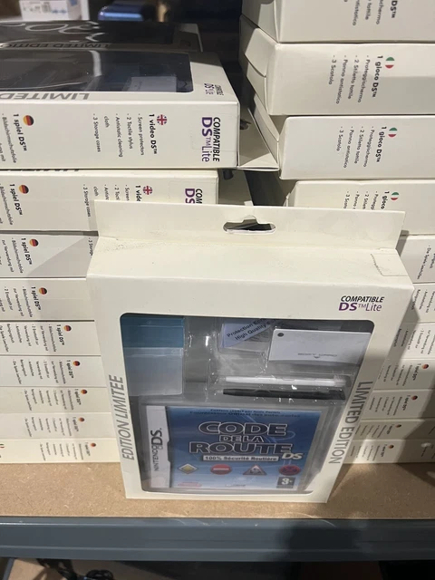 lot 10 nintendo ds pack édition limitée  jeu stylet protège écran code route 3ds