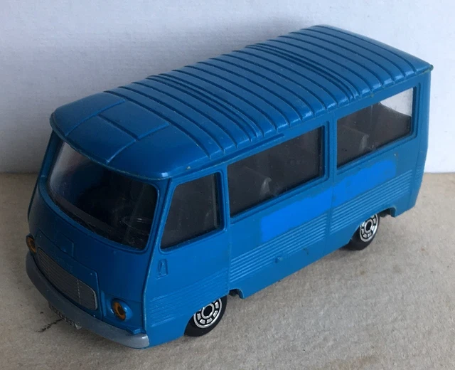 NOREV, SÉRIE LES Miniatures, Peugeot J7 Descente de l