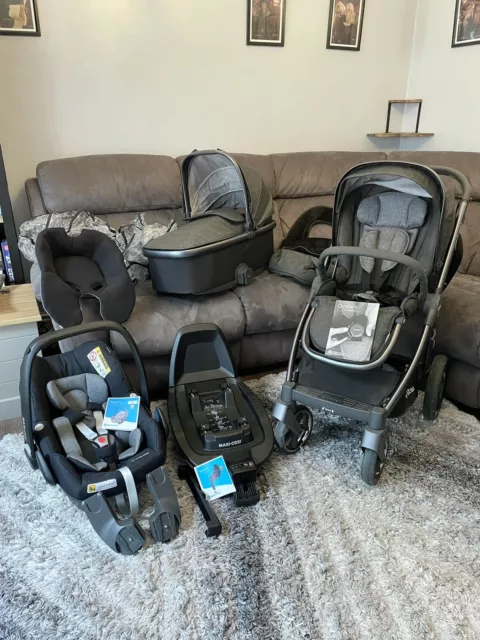 Oyster 3 Travel System & Maxi Cosi Pebble Plus Car Seat With Isofix Base