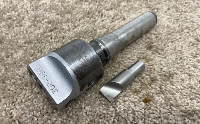 Criterion 1/2" Boring Head - Dbl-202 - R8 Shank