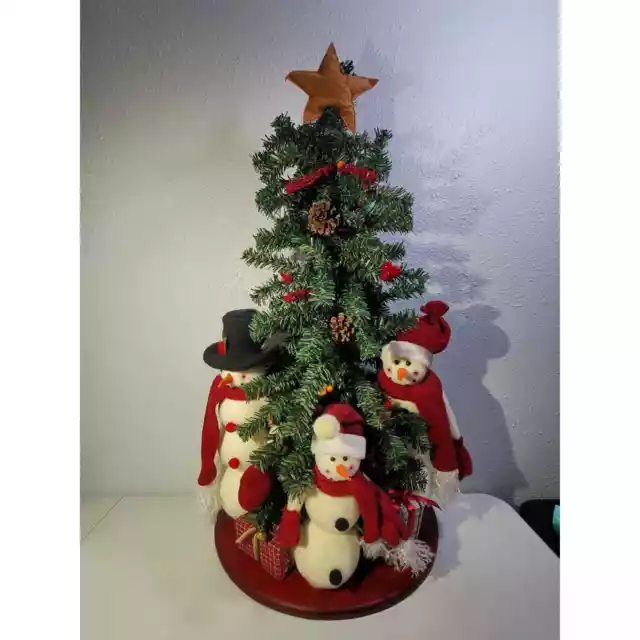 32” Lighted Snowman Family Figurine Christmas Tree Valerie