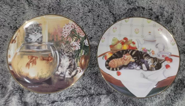 PAIR OF FRANKLIN MINT LIMITED EDITION PLATES - Cat Nap and Cat Tales