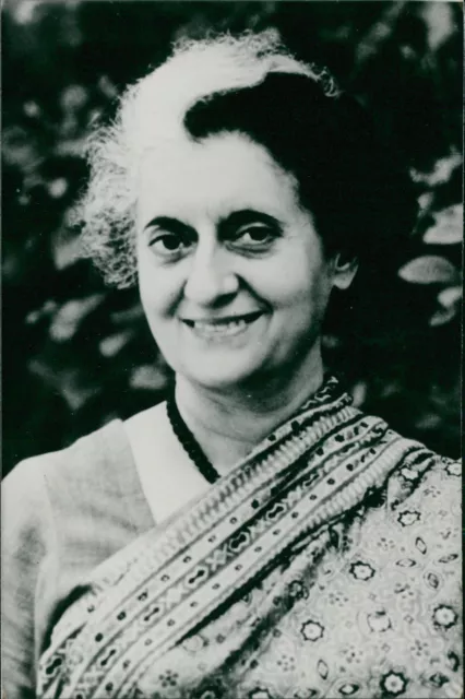 Indira Gandhi - Vintage Photograph 1169046