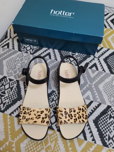 BNIB Womens Hotter Tropic Leopard Print Pony Hair Sandals Size 4 EU 37