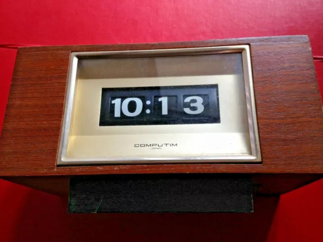 Computim Teak Mid Century Flipover Clock Made in Japan