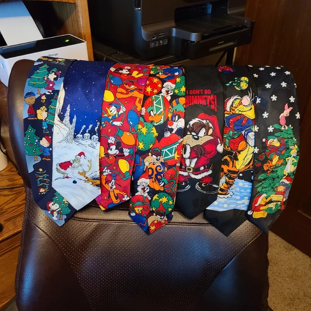 Lot Of Ten (7) Men's Ties Looney Tunes, Disney And More Peanuts Grinch Mickey
