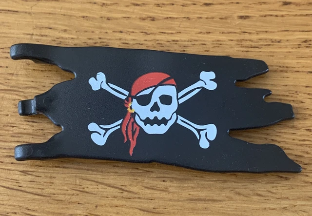 Pièces Détachées Playmobil Bateau Pirate - Drapeau Tête De Mort Et Autres Accessoires - Occasion