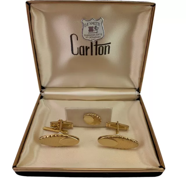 VTG Deco Carlton Oval Gold Tone Cuff Link Tie Pin Set Boxed Diamond Edge Cut 50s