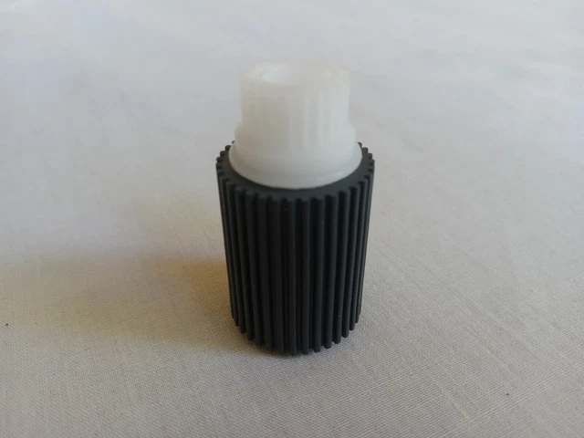 SHARP OEM Genuine NROLR0878FCZZ    Roller
