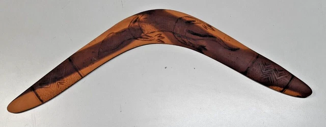 Boomerang Aborigeno Australiano in Legno Inciso 22" anni 60'