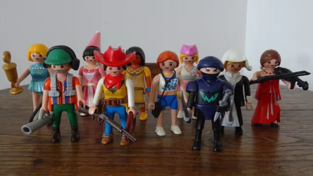 PLAYMOBIL Lot de 10 figurines (sachets surprises) Ninja, Cowboy, princesse...