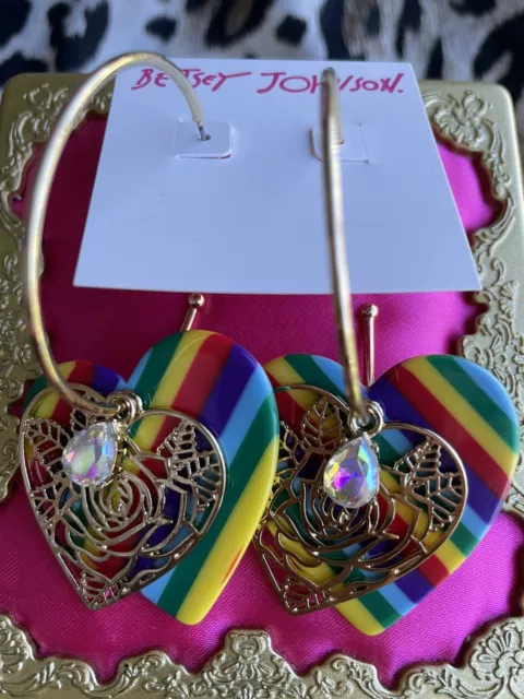 BETSEY JOHNSON LARGE Rainbow Lucite Heart Rose Interchangeable Hoop AB ...